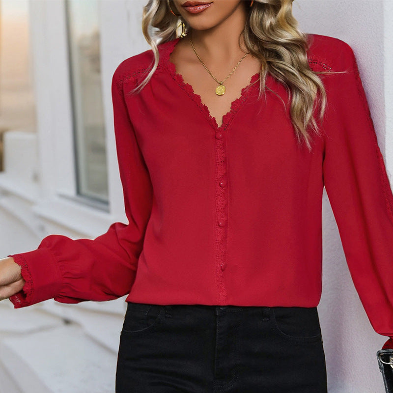 Damen Chiffonbluse mit feinen Spitzenakzenten und Knopfdetails R&B
