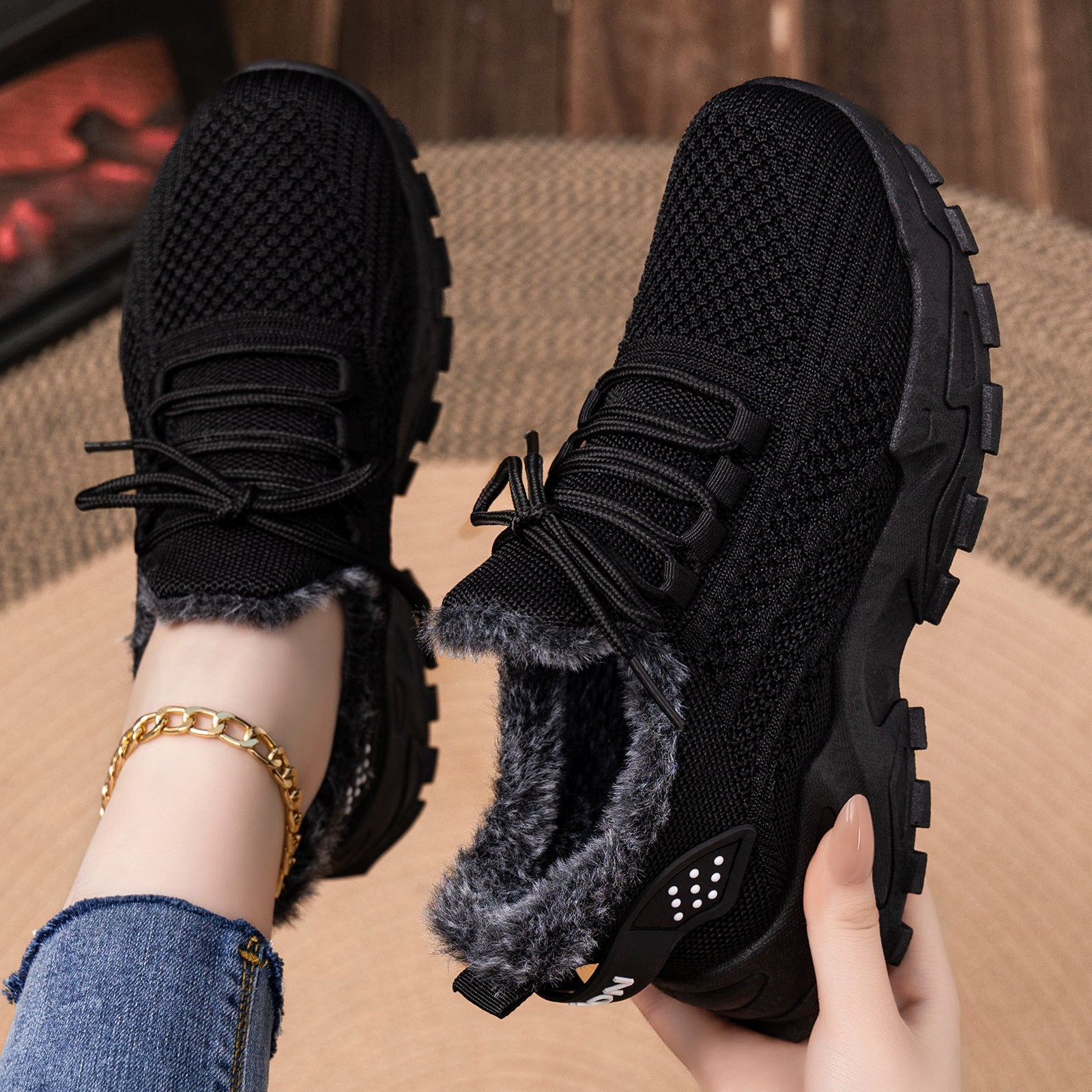 Damen Warmgefütterte Sneakers mit innovativer Strickoberfläche R&B