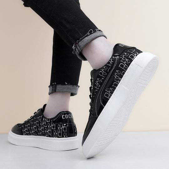 Damen Modische Sneaker mit Glanzoberfläche und grafischem Design R&B