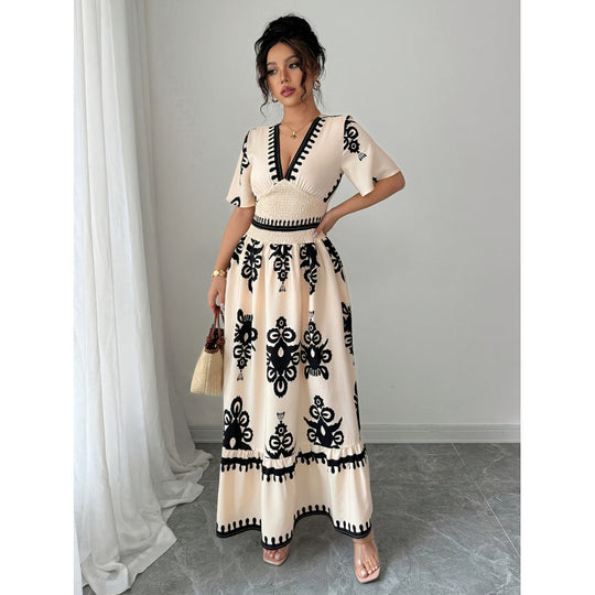Damen Maxikleid mit einzigartiger Stickerei und Rüschen R&B