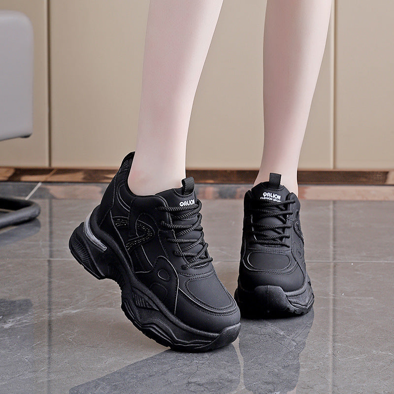 Damen modische Sneakers mit dämpfenden Eigenschaften und sportlichem Design R&B