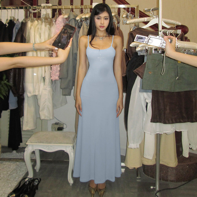 Damen Elegantes Maxikleid mit verstellbaren Trägern und Paillettenverzierung R&B