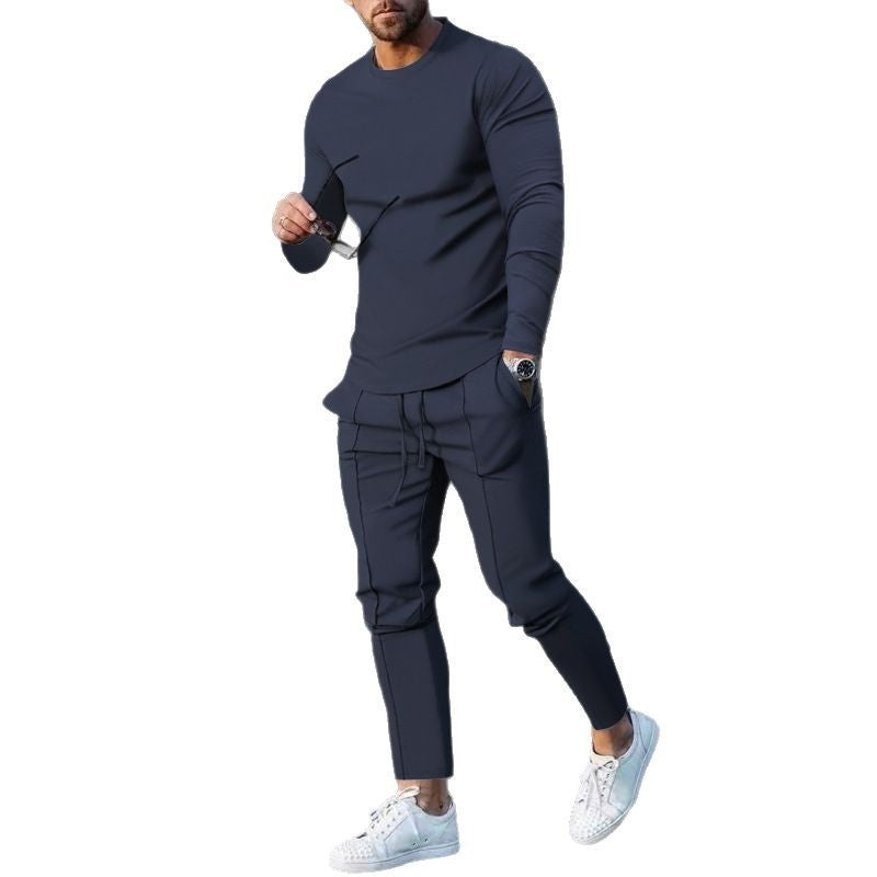 Herren nan eng anliegendes Langarmshirt aus Baumwollstretch mit Rundhalsausschnitt und körperbetonter Passform R&B