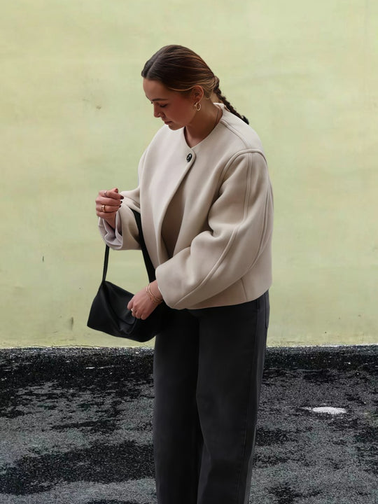 Damen Wickeljacke mit weiten Ärmeln und dekorativem Knopf R&B