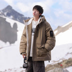 Herren isolierte Outdoor-Pufferjacke mit multifunktionalen Taschen und verstellbarem Kapuzensystem