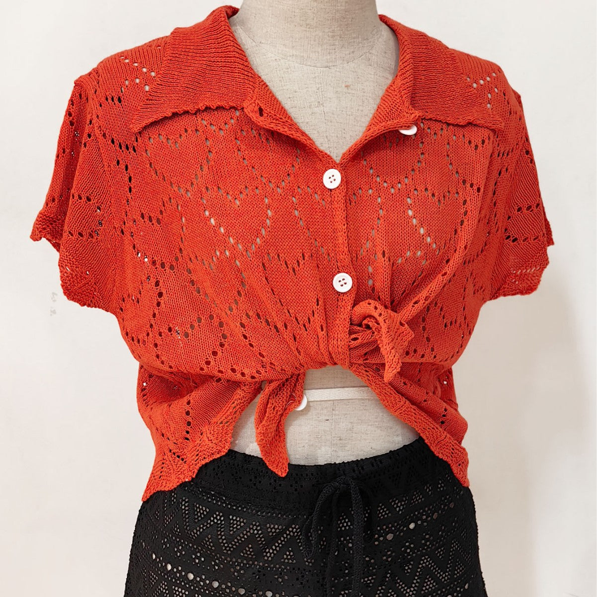 Damen luftiger Häkel-Cardigan mit modischem Lochmuster R&B