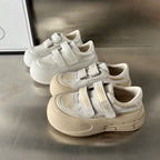 Damen Sportliche Sneakers mit verstellbarem Klettverschluss und luftiger Silhouette R&B