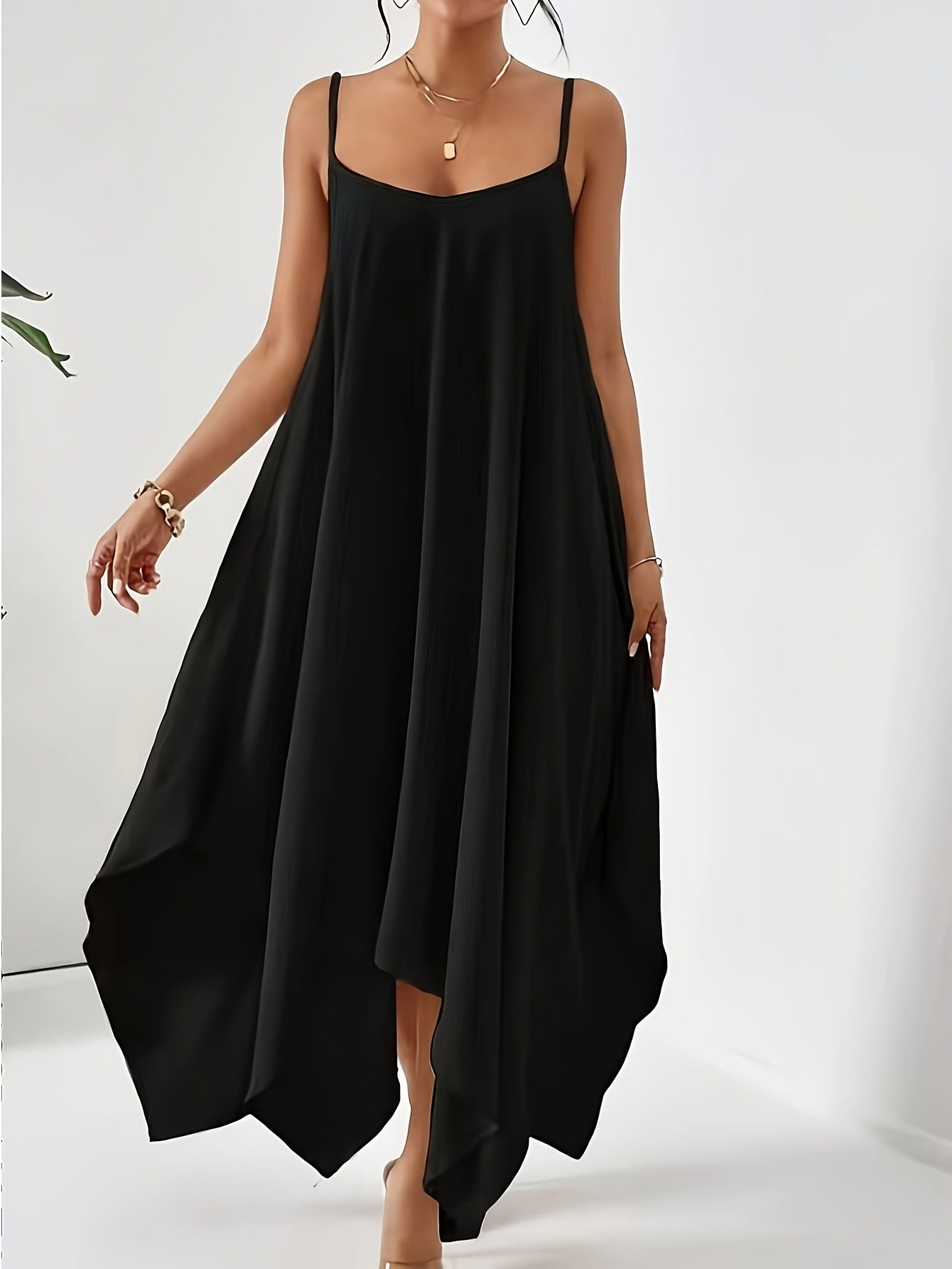 Damen Fließendes Maxikleid mit asymmetrischem Saum R&B