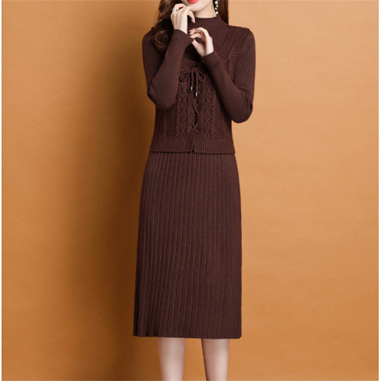 Damen elegantes Strickkleid mit hochgeschlossenem Kragen und dekorativem Zopfdesign R&B