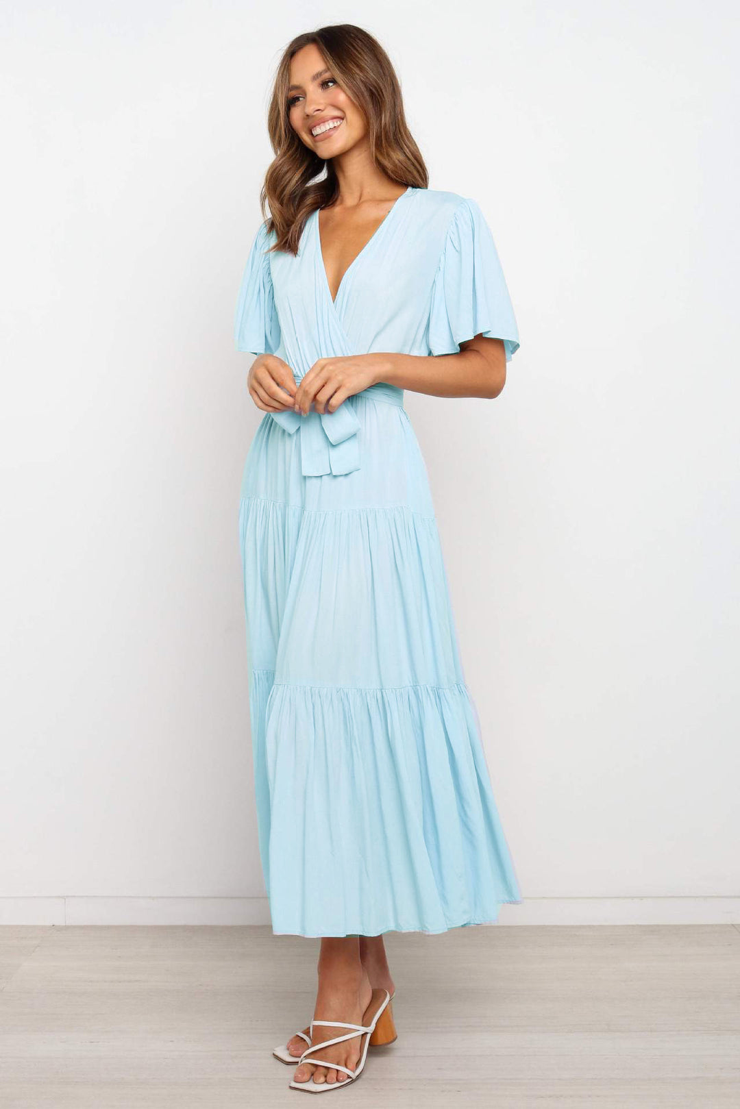 Damen Maxikleid mit tiefem V-Ausschnitt und schwingenden Ärmeln R&B