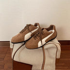 Damen Sneakers mit eleganter Wildleder-Oberfläche und rutschfester Sohle R&B