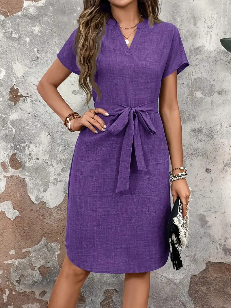 Damen Schickes Kleid mit Taillengürtel und V-Ausschnitt R&B
