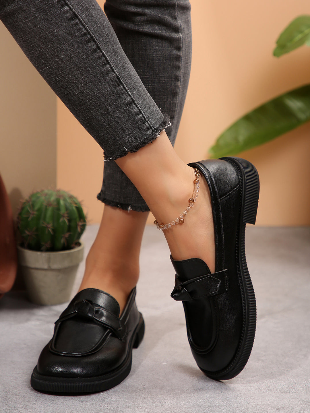 Damen klassische Loafer mit modischem Schleifendetail R&B