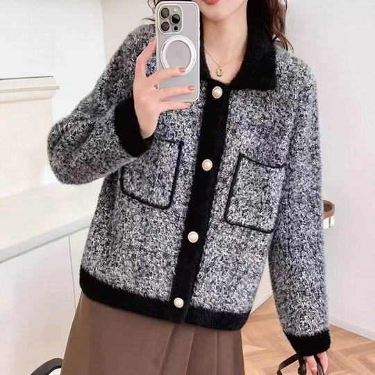 Damen Flauschige Strickjacke mit kontrastierenden Taschen und Kragen R&B