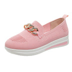 Damen Atmungsaktive Slip-On Sneakers mit modischem Ketten-Detail