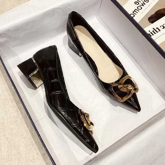 Damen elegante Ballerinas mit modischer Schmuckschließe R&B