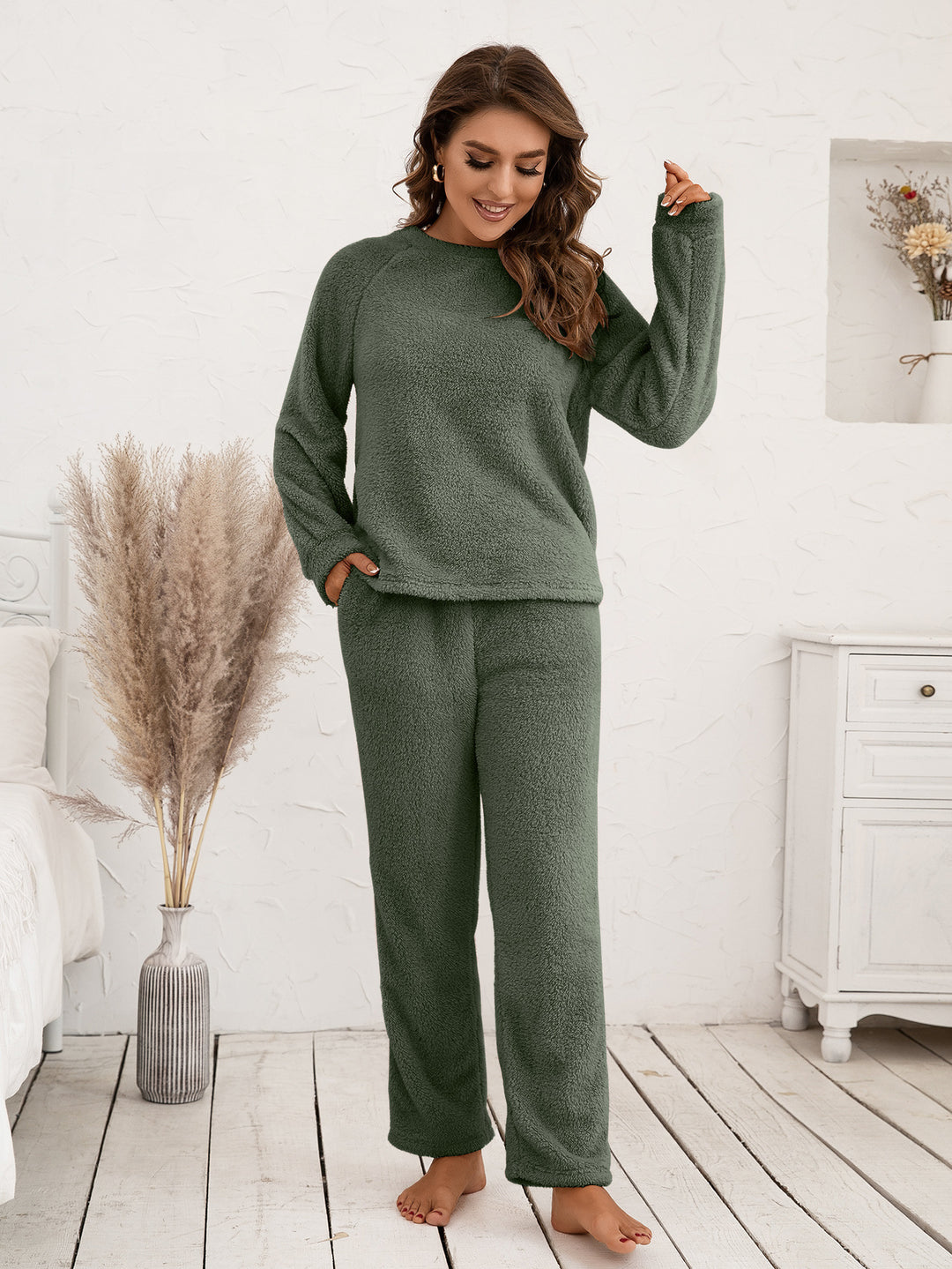Damen Kuscheliges Fleece-Pyjama-Set mit langen Ärmeln und bequemen Hosen R&B