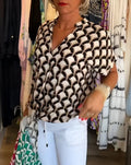 Damen nan kurzärmeliges geometrisches Blusenshirt mit Knotenbund und Stehkragen R&B