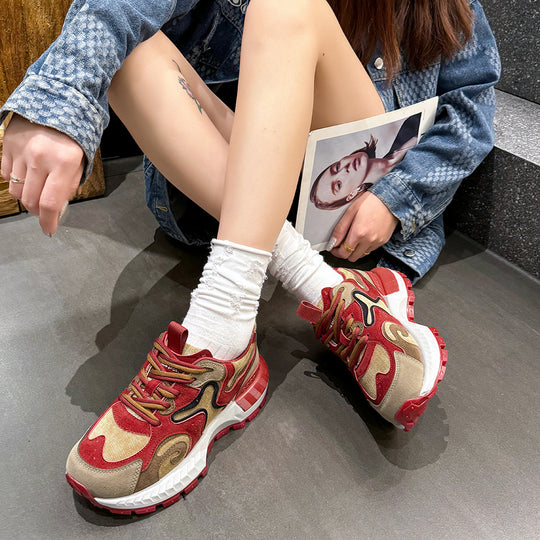 Damen sportliche Sneakers mit modernem Design und robustem Sohlenprofil R&B
