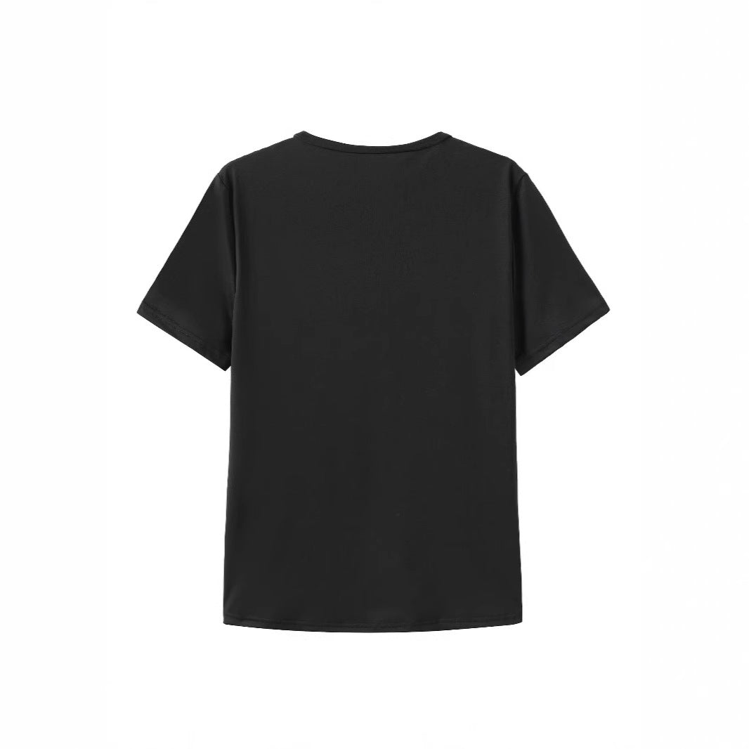 Damen T-Shirt mit künstlerischem Schmetterlingsdesign und herzförmigem Akzent R&B