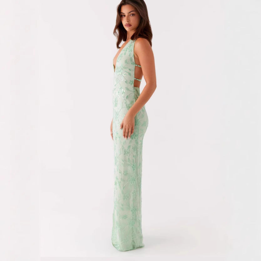 Damen Elegantes Maxikleid mit tiefem V-Ausschnitt und floralen Stickereien R&B