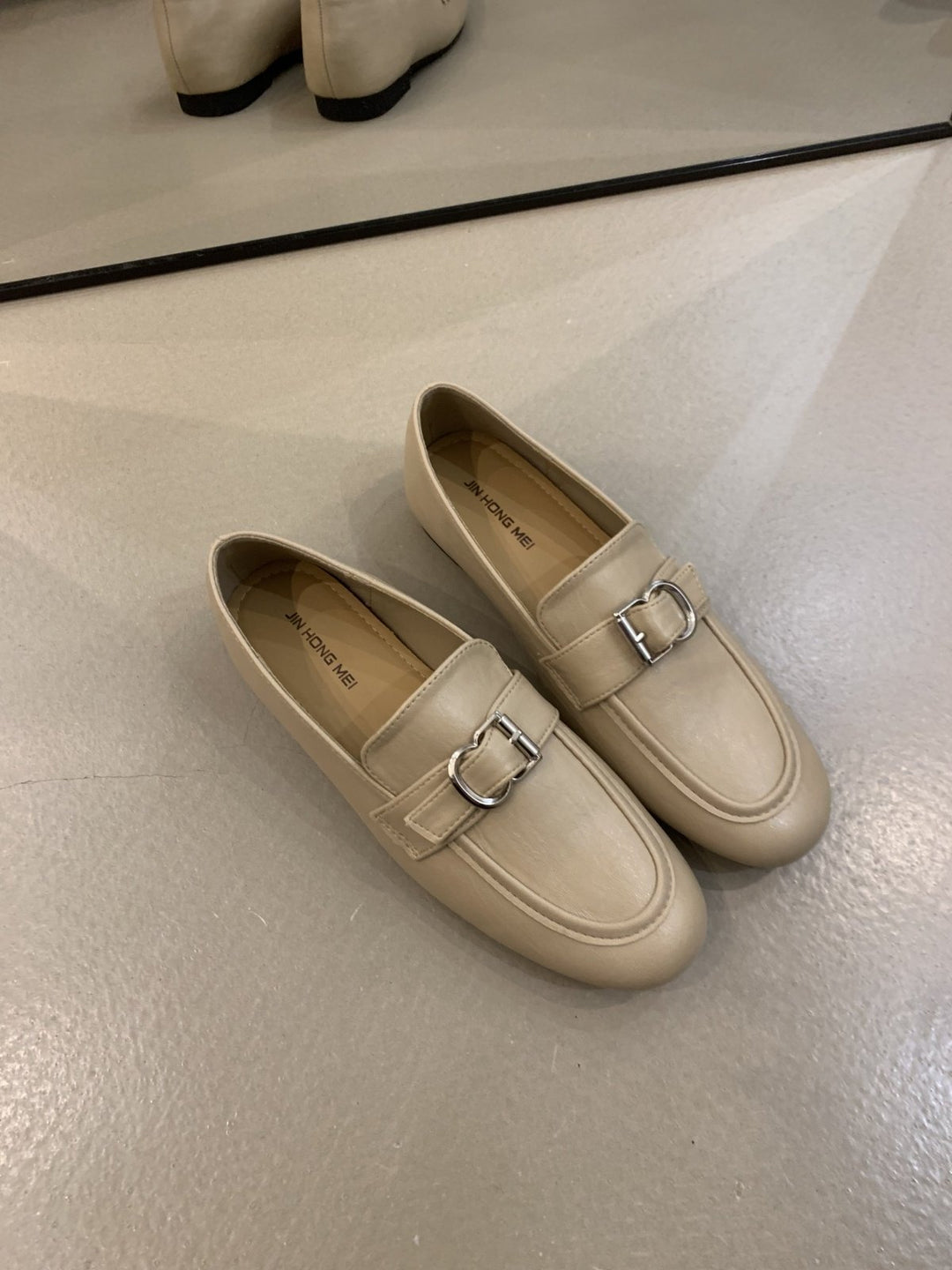 Damen elegante Mokassins mit dekorativem Schnallenverschluss R&B