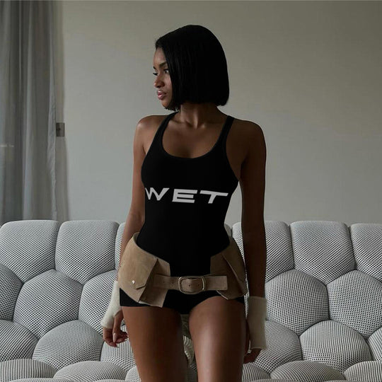Damen Sportlicher Einteiler mit Racerback und auffälligem Logo R&B