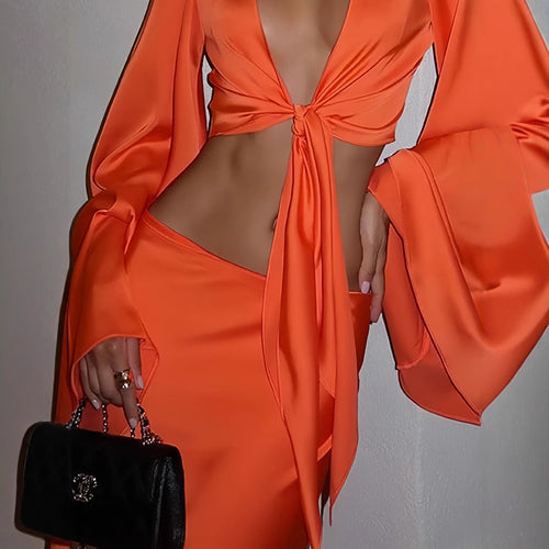 Damen Elegantes Maxikleid mit ausgestellten Ärmeln und tiefem V-Ausschnitt R&B