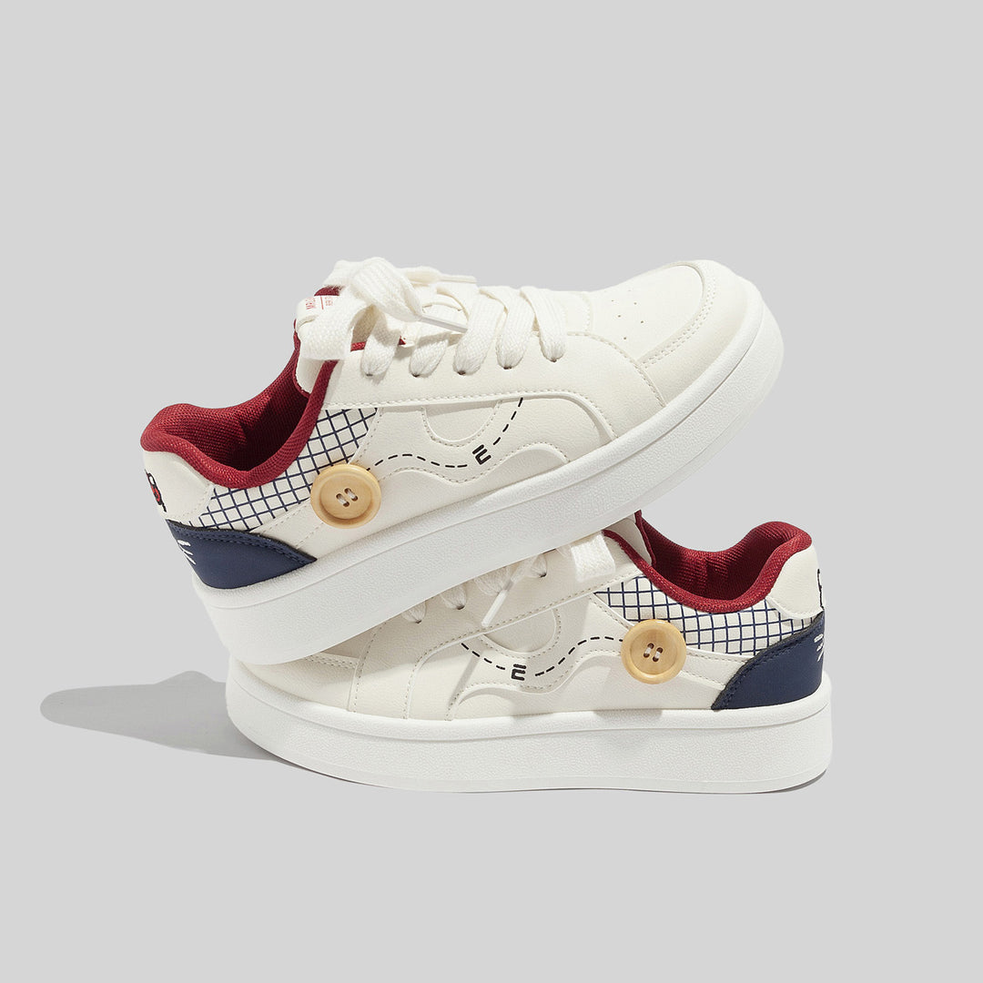 Damen Modische Freizeitschuhe mit einzigartigen Knopf-Details R&B