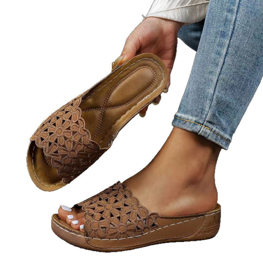 Damen bequeme Zehenschlappen mit floralen Applikationen und gepolsterter Sohle R&B
