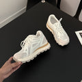 Damen sportive Sneaker mit atmungsaktiver Mesh-Oberfläche und dämpfender Sohle R&B