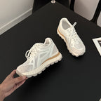 Damen sportive Sneaker mit atmungsaktiver Mesh-Oberfläche und dämpfender Sohle R&B