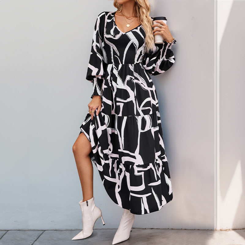 Damen Maxikleid mit modernen grafischen Mustern und voluminösen Ärmeln R&B