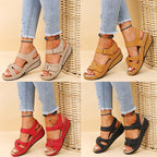 Damen Komfortsandalen mit verstellbaren Riemen und ergonomischem Fußbett