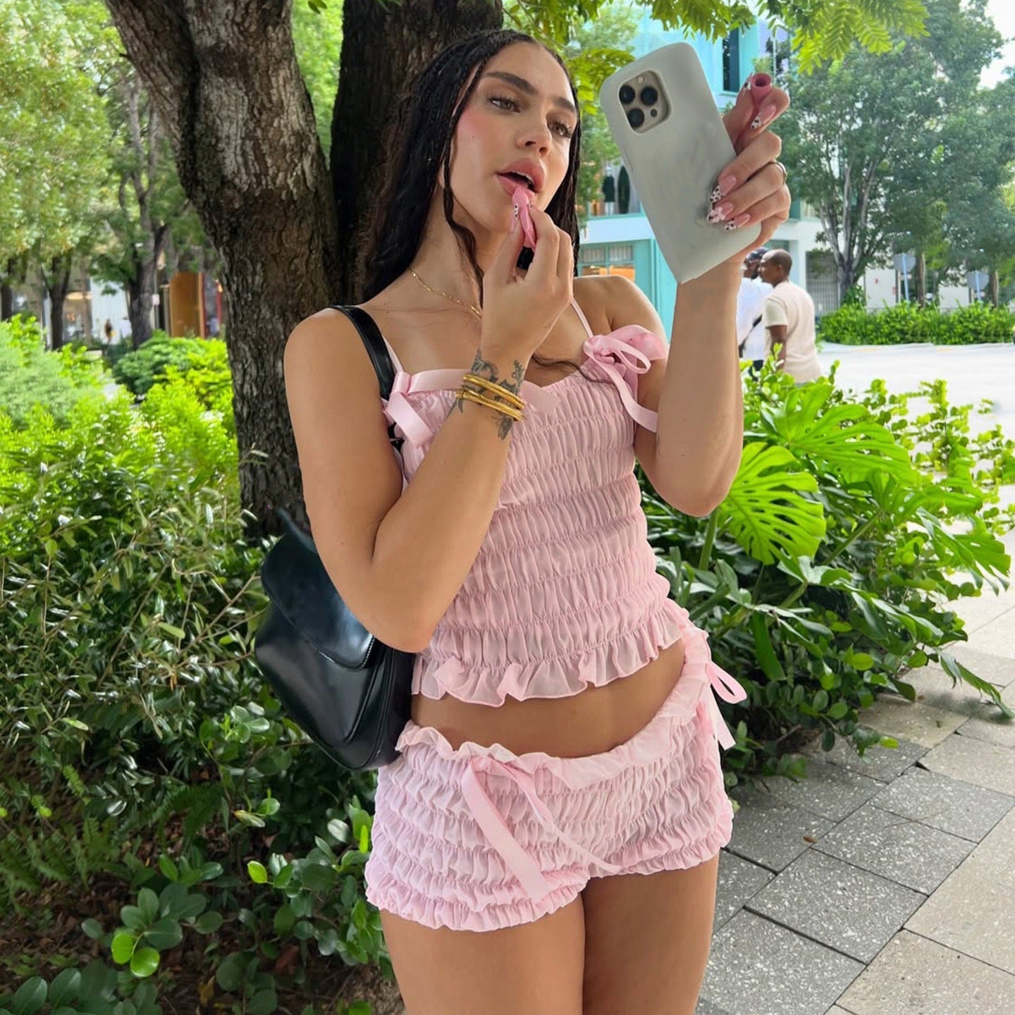 Damen Set aus gerafftem Top und Shorts mit Schleifen R&B