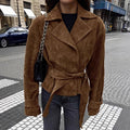 Damen Modische Suede-Blazerjacke mit tailliertem Design und Raffungen R&B