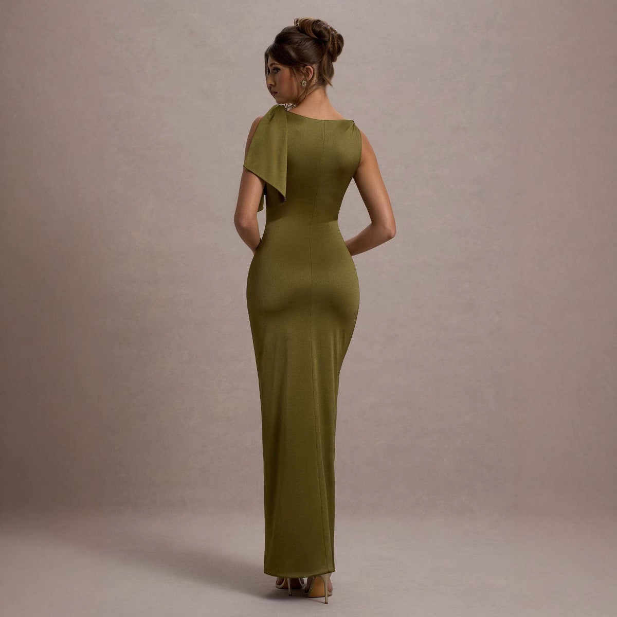 Damen Maxikleid mit asymmetrischem Trägerdesign und elegantem Silhouette R&B