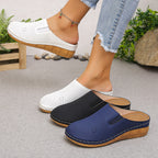 Damen Komfortable Clogs mit atmungsaktivem Leder-Obermaterial und elegantem Holz-Detail