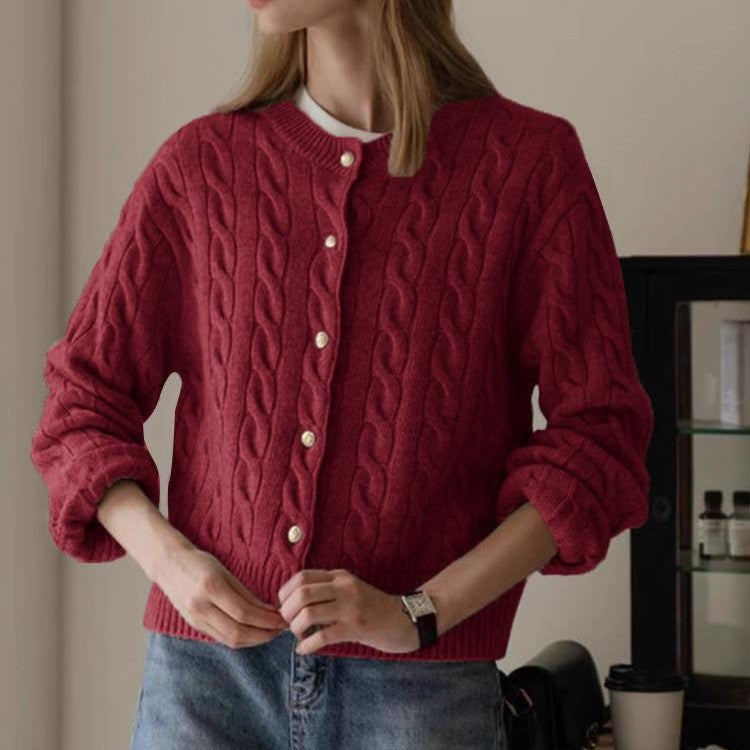 Damen Strickjacke mit Zopfmuster und eleganten Knopfdetails R&B