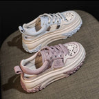 Damen Modische Sneaker mit luftigen Lochungen und dämpfender Laufsohle