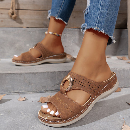 Damen Riemchen-Sandalen mit modischem Lochmuster und eleganter Applikation R&B