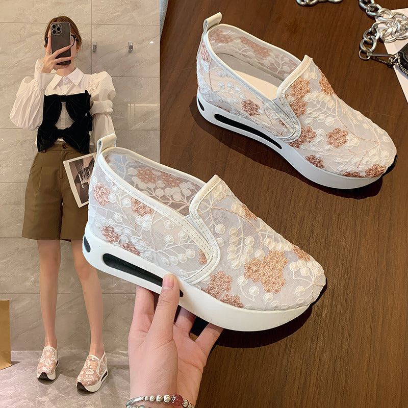 Damen Komfortable Sneaker mit floralem Stickmuster und rutschfester Sohle R&B