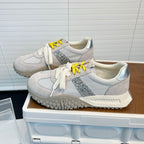 Damen Sportliche Sneakers mit Glitzerapplikationen und rutschfester Sohle R&B