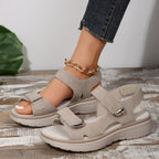 Damen Komfortsandalen mit verstellbaren Klettverschlüssen und ergonomischem Fußbett R&B