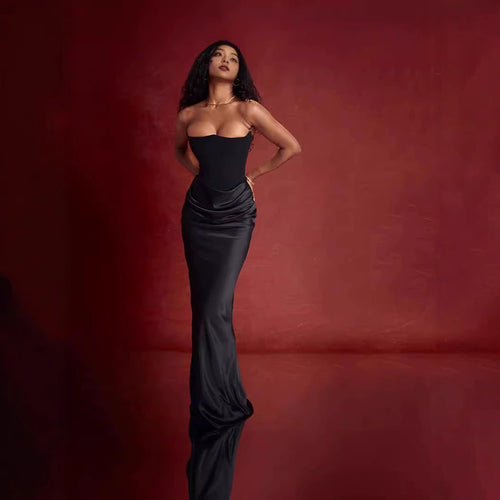 Damen Etuikleid mit raffinierter Drapierung und trägerlosem Design Heidi-Mode