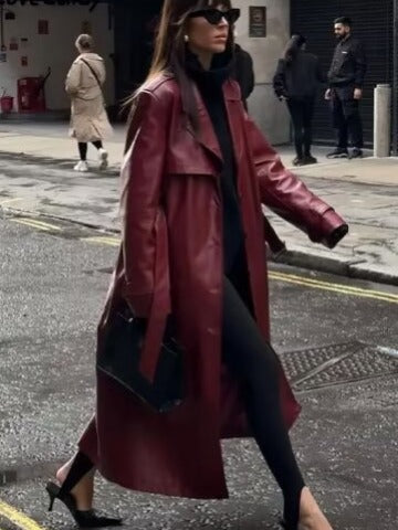Damen Kunstleder-Trenchcoat mit taillierbarem Gürtel und schickem Kragen R&B