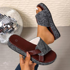 Damen bequeme Schlappen mit modischem Faltendesign