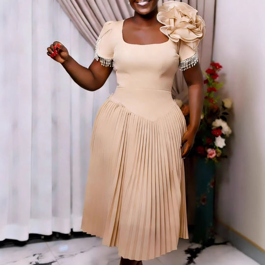 Damen Elegantes Plisseekleid mit voluminösen Rüschen R&B