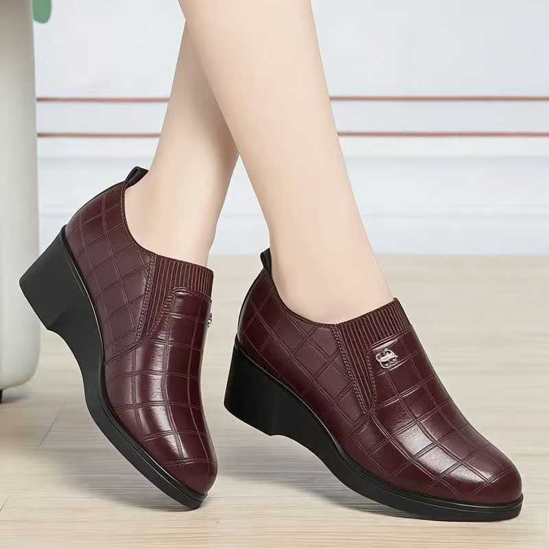 Damen Komfortable Wedge-Stiefeletten mit elegantem Design und elastischen Einsätzen R&B