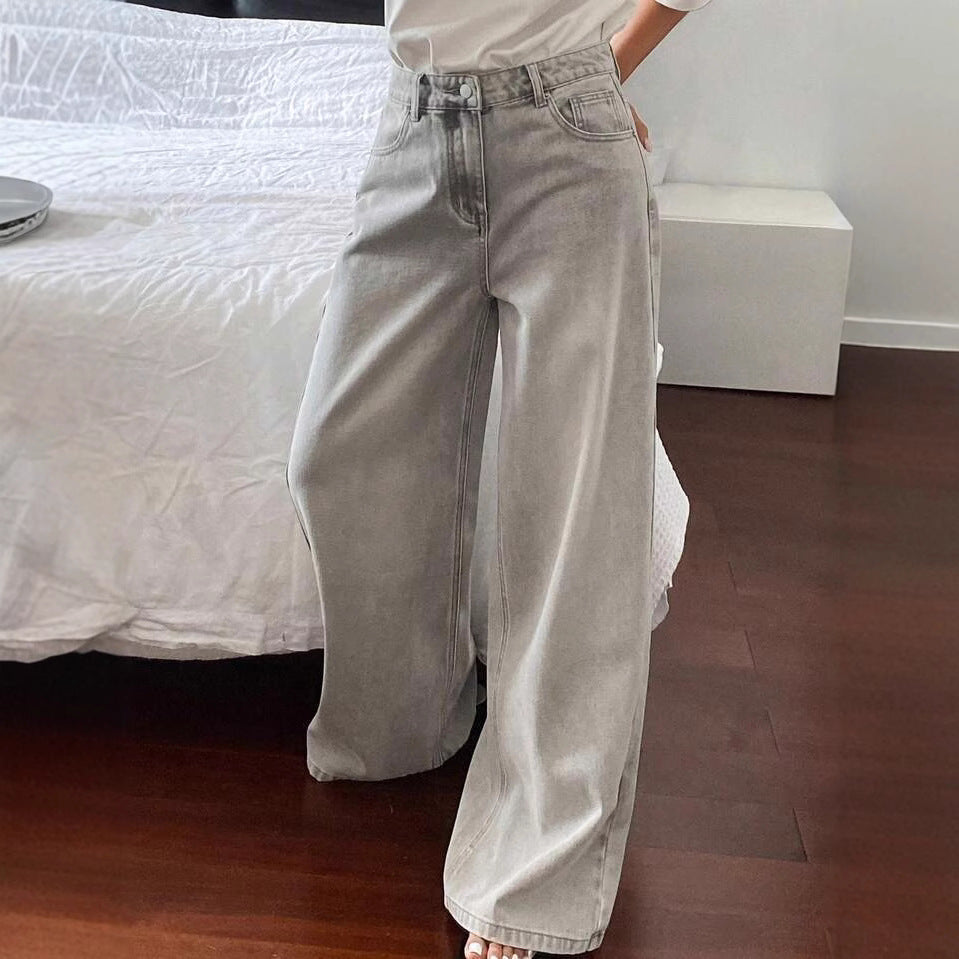 Damen Weite High-Waist Jeans im angesagten Relaxed-Fit-Stil mit filigranen Waschungen R&B